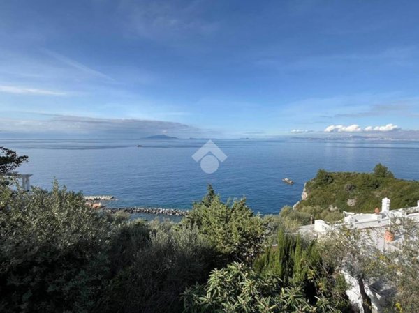 casa indipendente in vendita a Massa Lubrense