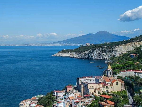 negozio in vendita a Massa Lubrense
