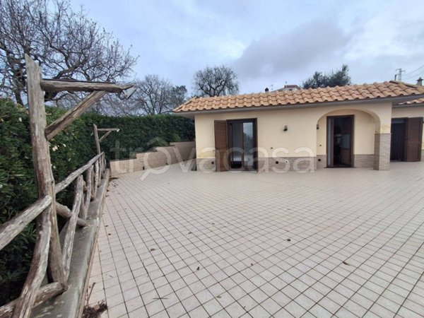 casa indipendente in vendita a Massa Lubrense in zona Marina del Cantone