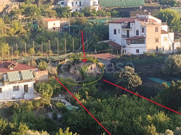 casa indipendente in vendita a Massa Lubrense