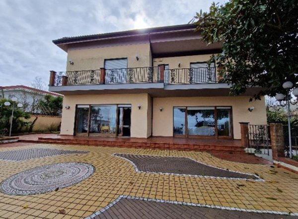 casa indipendente in vendita a Massa Lubrense