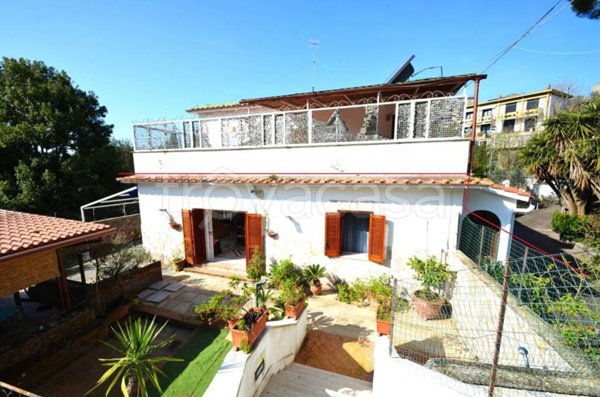 casa indipendente in vendita a Massa Lubrense