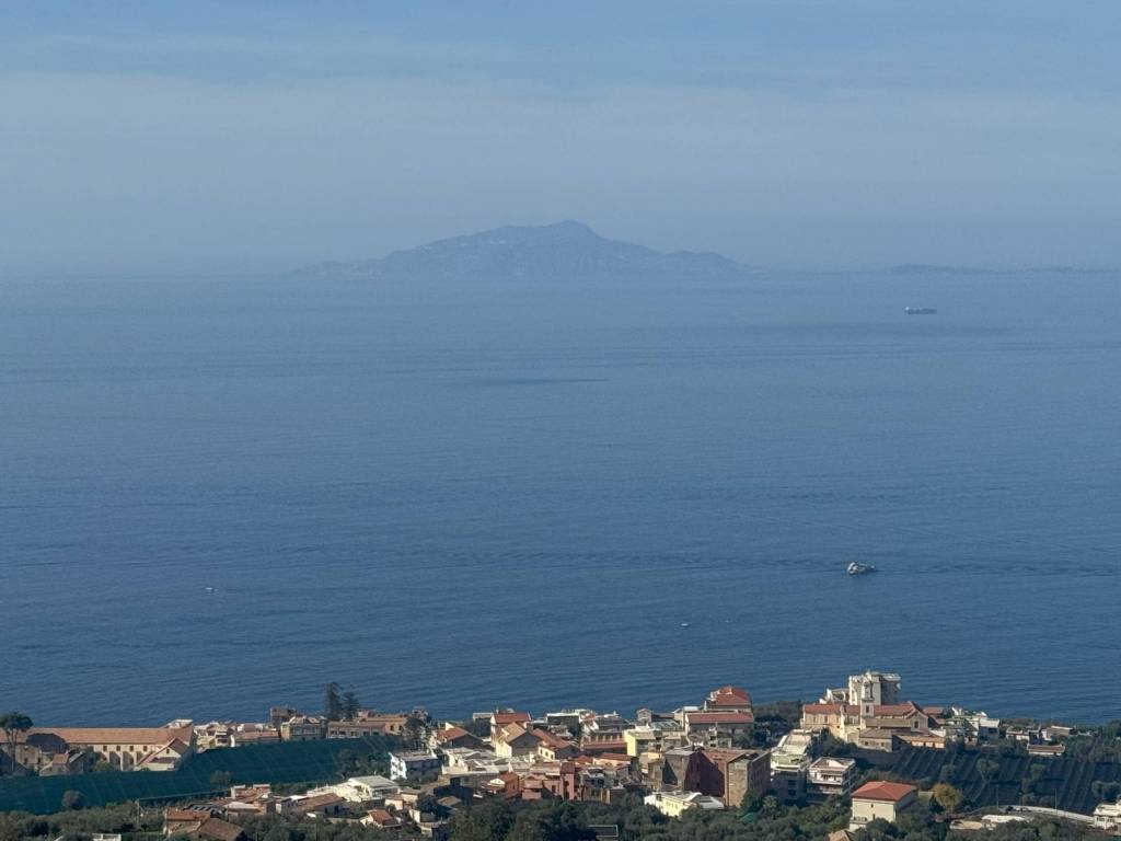 casa indipendente in vendita a Massa Lubrense