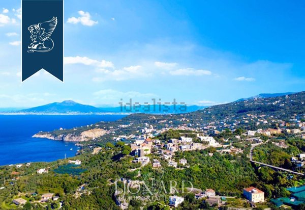 casa indipendente in vendita a Massa Lubrense in zona Marciano