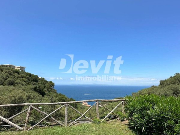 casa indipendente in vendita a Massa Lubrense