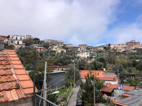 casa indipendente in vendita a Massa Lubrense in zona Sant'Agata sui Due Golfi