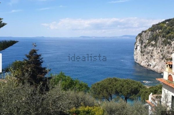 appartamento in vendita a Massa Lubrense