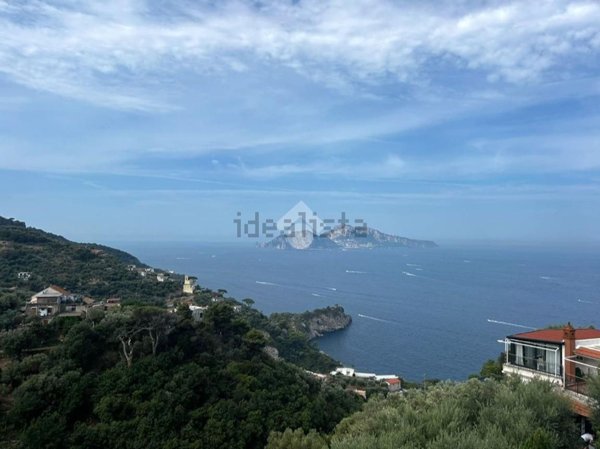 appartamento in vendita a Massa Lubrense in zona Annunziata
