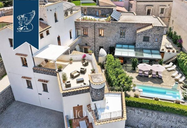 casa indipendente in vendita a Massa Lubrense