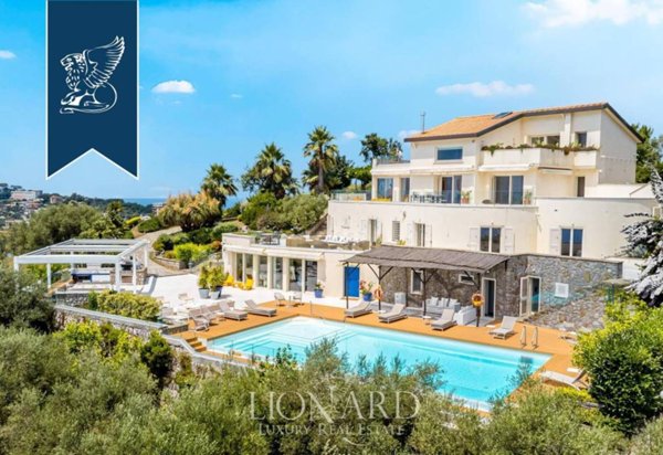casa indipendente in vendita a Massa Lubrense