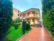 casa indipendente in vendita a Melito di Napoli