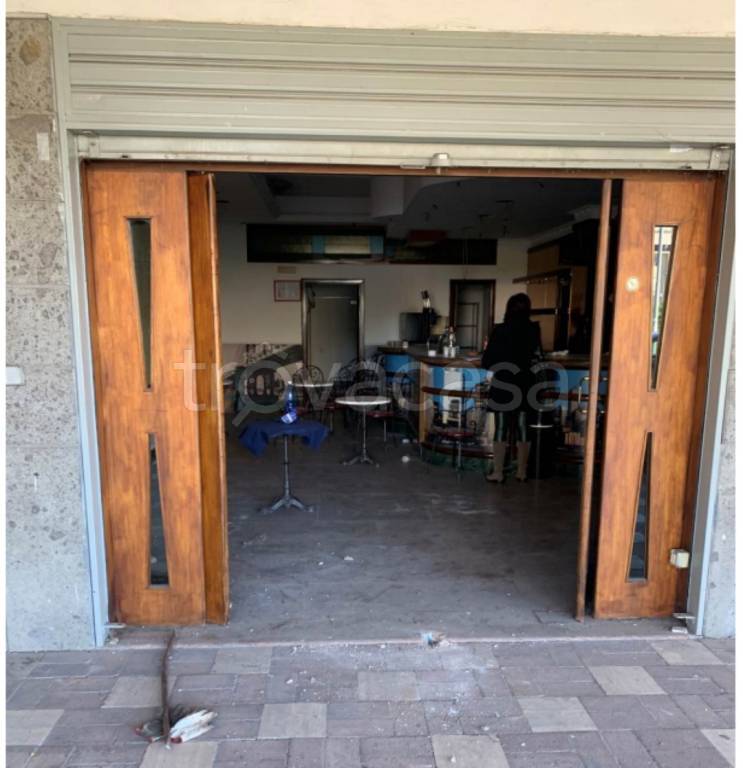 negozio in vendita a Melito di Napoli