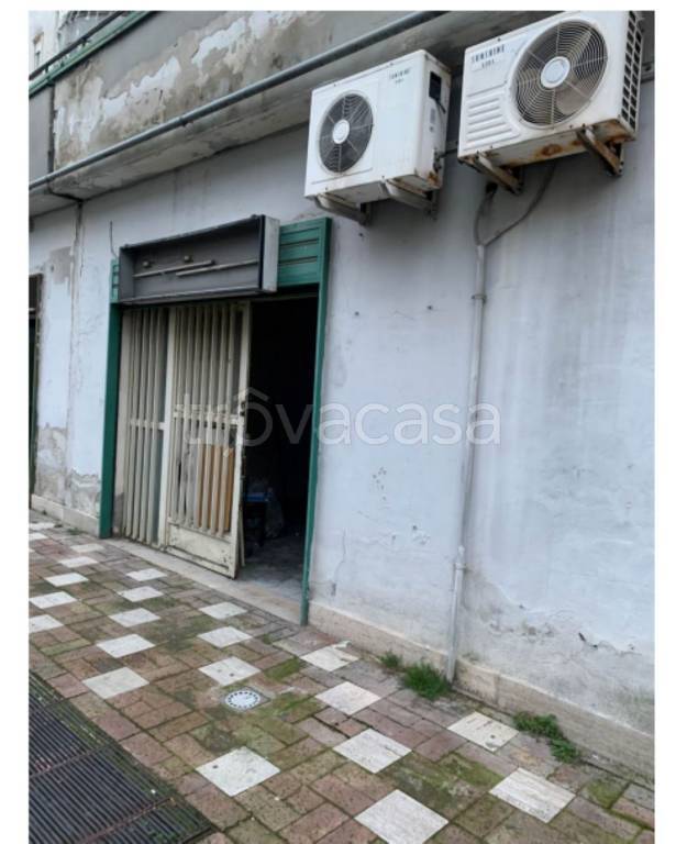 negozio in vendita a Melito di Napoli