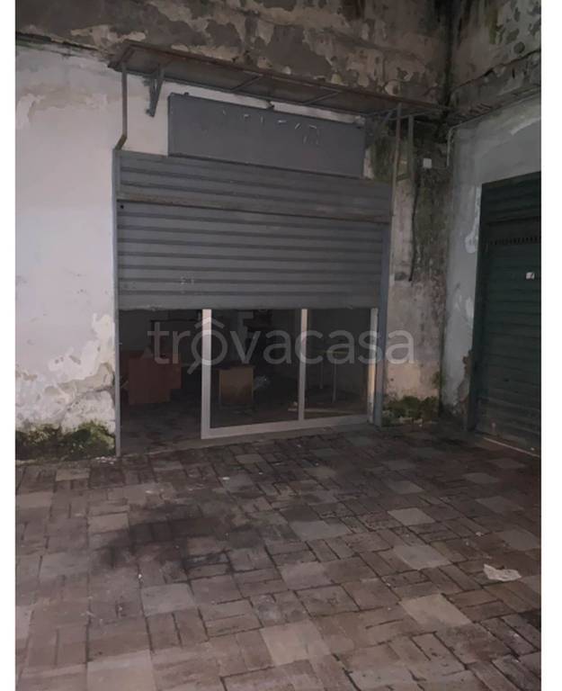 negozio in vendita a Melito di Napoli