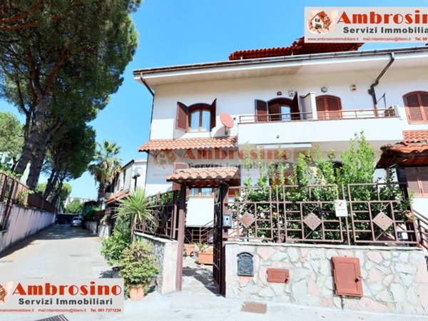 casa indipendente in vendita a Melito di Napoli
