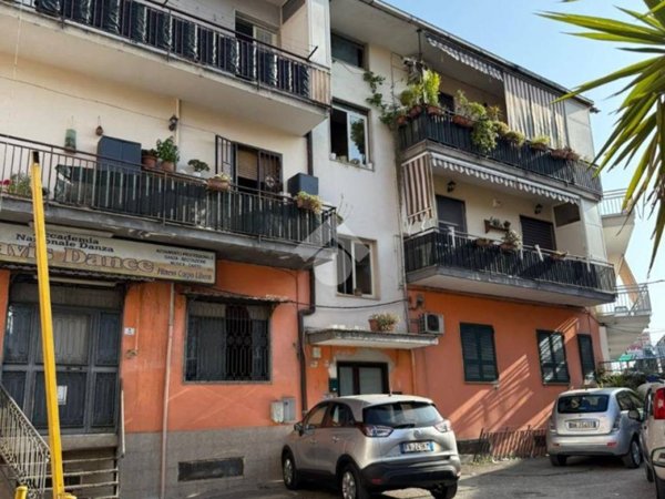 negozio in vendita a Melito di Napoli