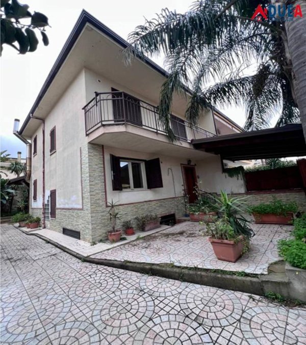 casa indipendente in vendita a Melito di Napoli