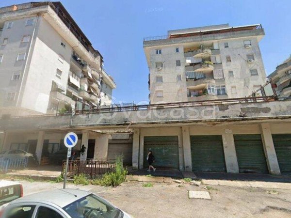 negozio in vendita a Melito di Napoli