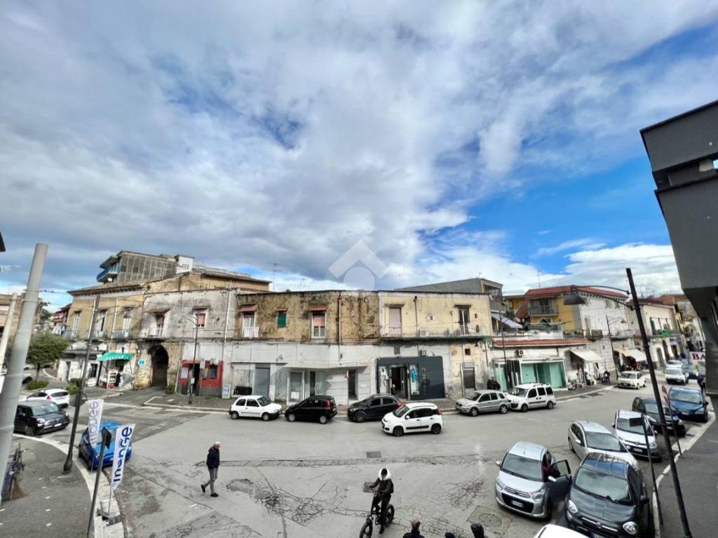 negozio in vendita a Melito di Napoli