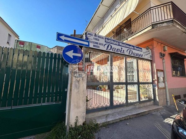 negozio in vendita a Melito di Napoli