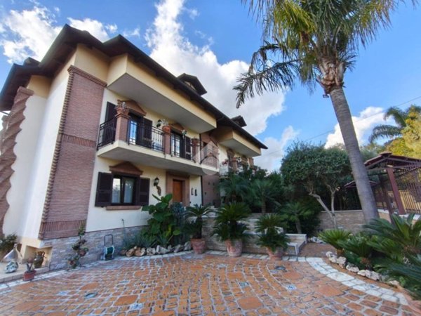 casa indipendente in vendita a Melito di Napoli