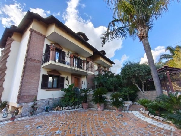 casa indipendente in vendita a Melito di Napoli