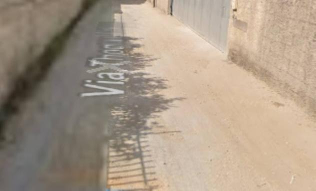 locale commerciale in vendita a Melito di Napoli