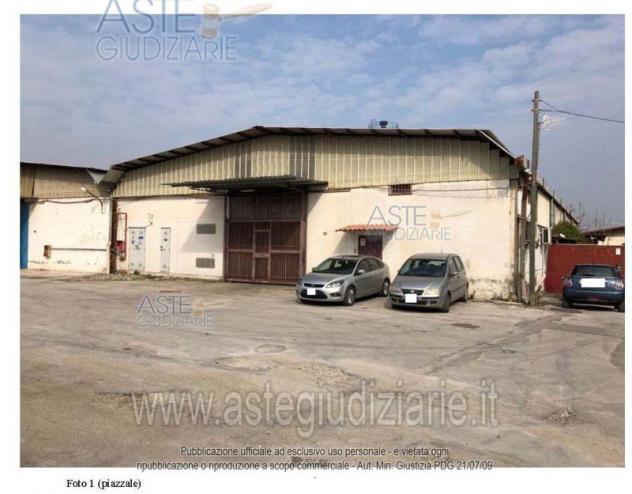 negozio in vendita a Melito di Napoli