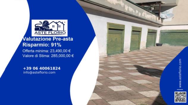 negozio in vendita a Melito di Napoli