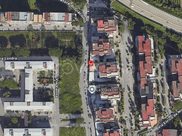 negozio in vendita a Melito di Napoli