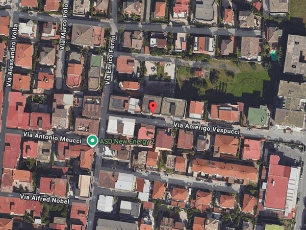 locale commerciale in vendita a Melito di Napoli