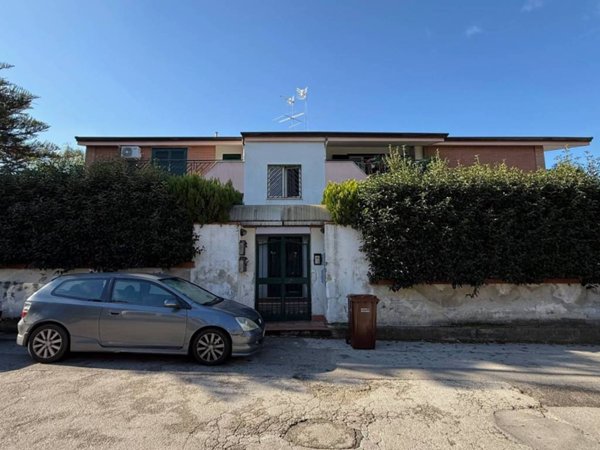 intera palazzina in vendita a Melito di Napoli