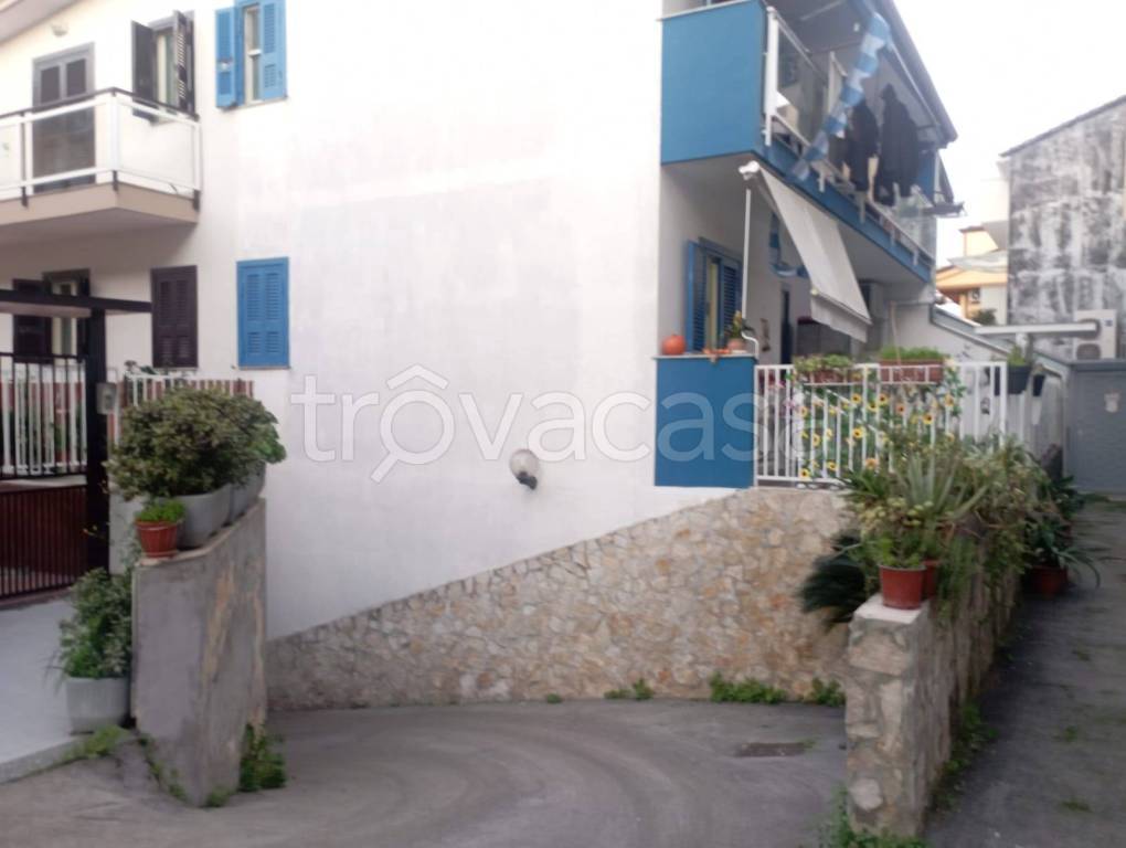 casa indipendente in vendita a Melito di Napoli