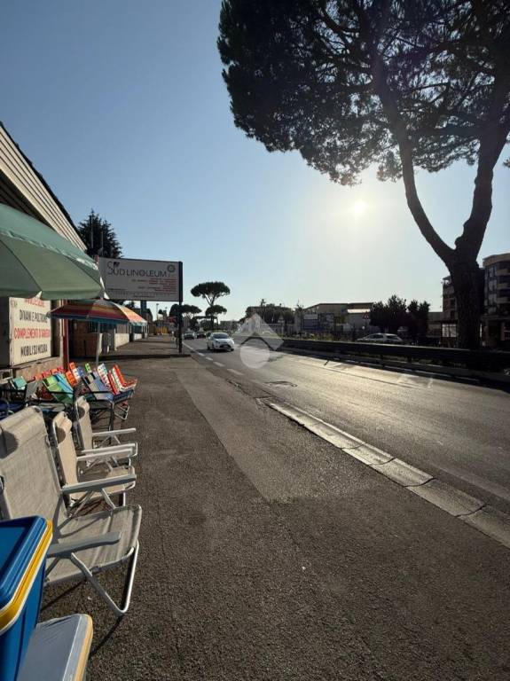 negozio in vendita a Melito di Napoli