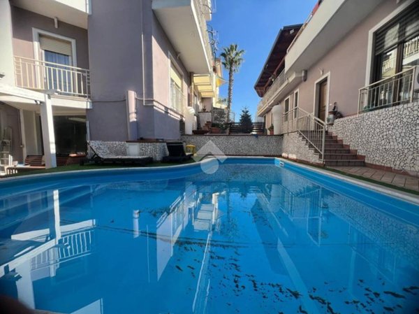 casa indipendente in vendita a Melito di Napoli