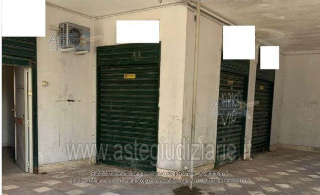 negozio in vendita a Melito di Napoli