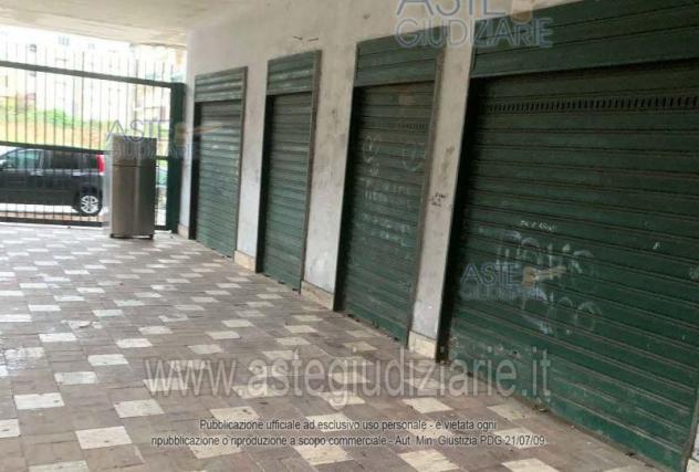 negozio in vendita a Melito di Napoli
