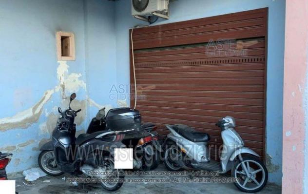 negozio in vendita a Melito di Napoli