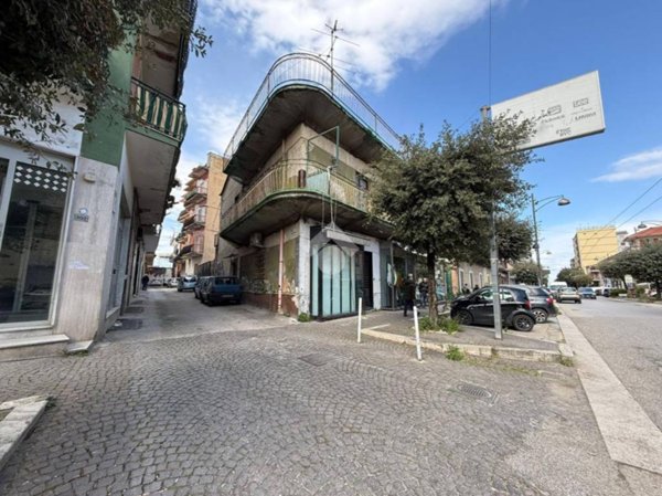 casa indipendente in vendita a Melito di Napoli