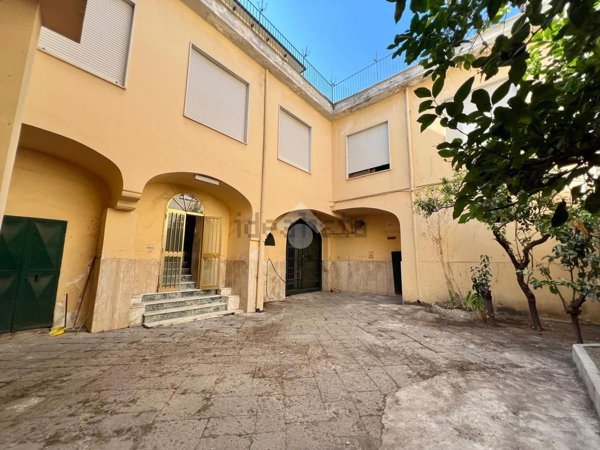 casa indipendente in vendita a Melito di Napoli