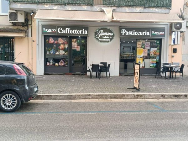 negozio in vendita a Melito di Napoli