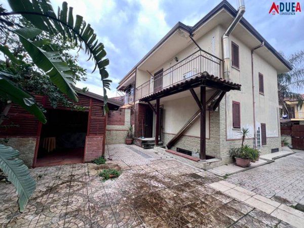 casa indipendente in vendita a Melito di Napoli