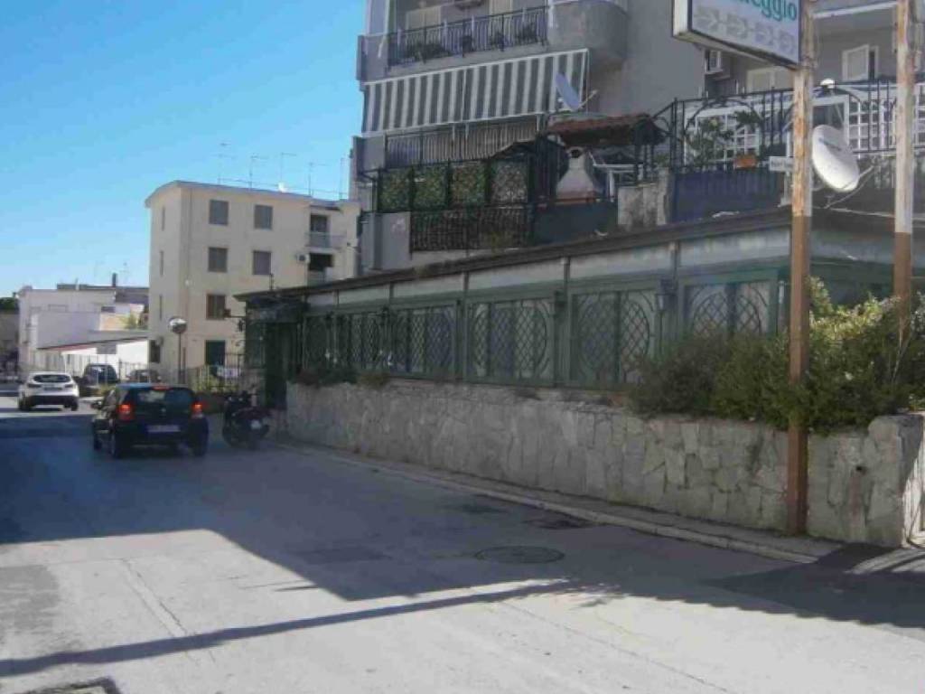 negozio in vendita a Melito di Napoli