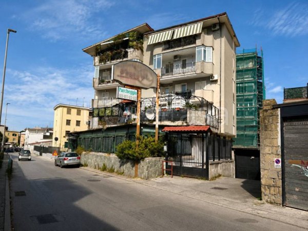negozio in vendita a Melito di Napoli
