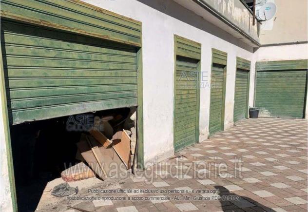 negozio in vendita a Melito di Napoli