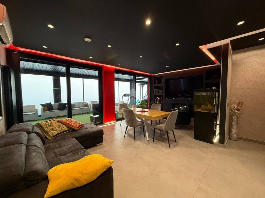 casa indipendente in vendita a Melito di Napoli