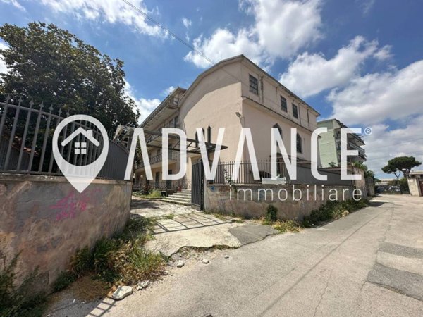 intera palazzina in vendita a Melito di Napoli
