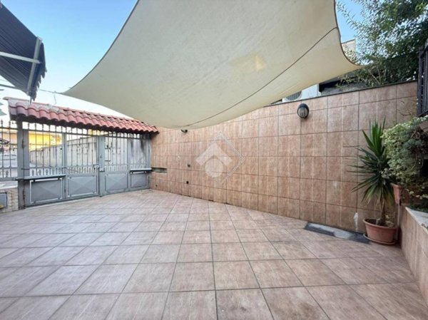 casa indipendente in vendita a Melito di Napoli
