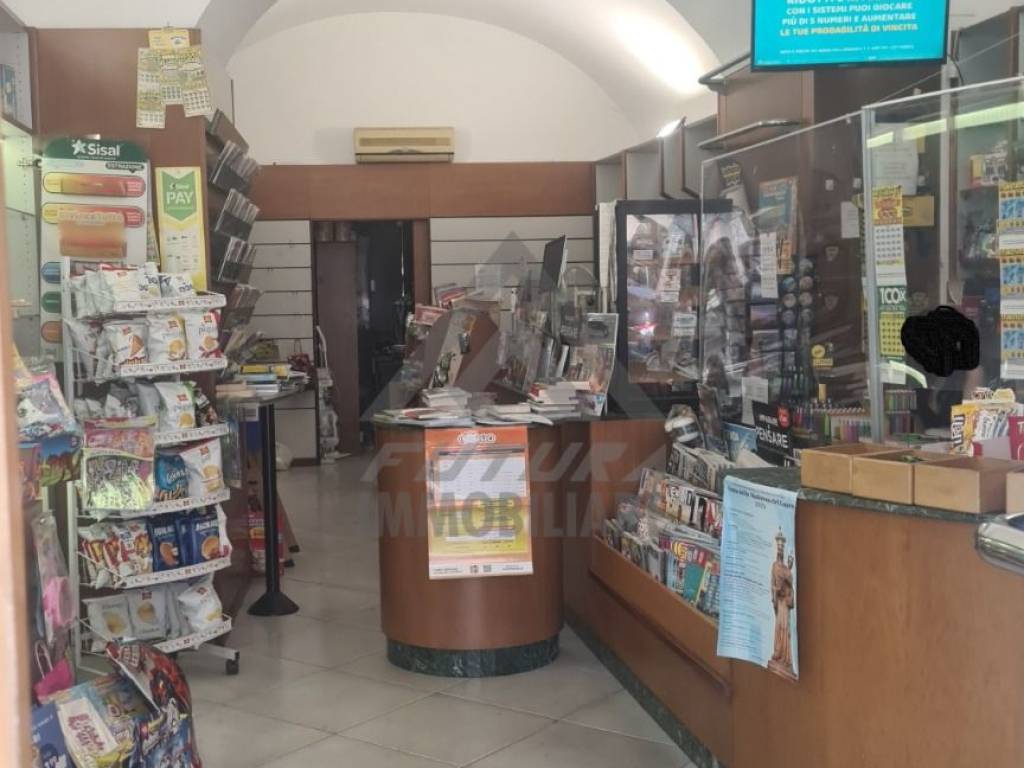 negozio in vendita a Meta