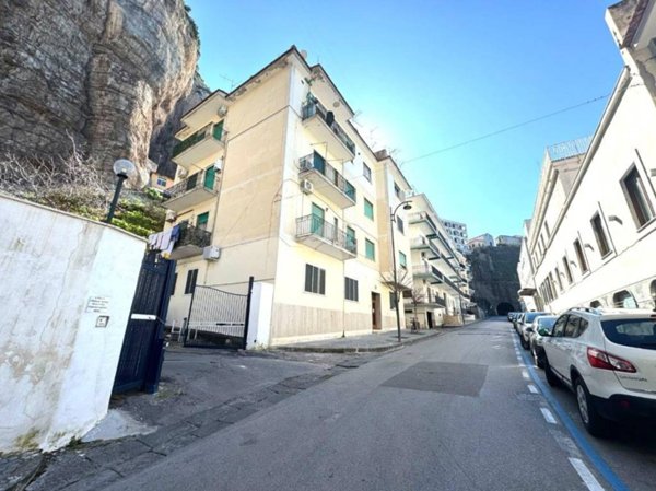 appartamento in vendita a Meta